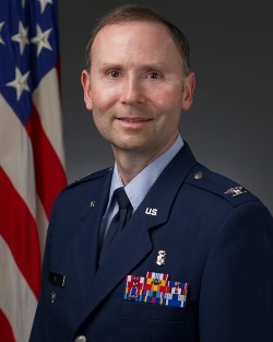 Official photo for Col. Robert Paz