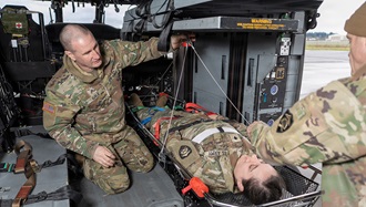 Link to Photo: Oregon National Guard uses new hoist technology in one of first live mountain rescues