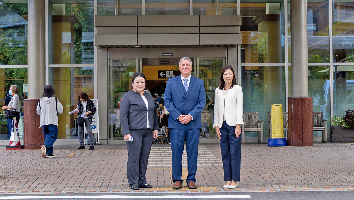 USNH Yokosuka Leadership Builds Partnerships With Host-Nation Medical Partners