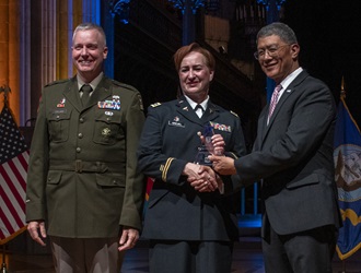 Link to Photo: Heroes of Military Medicine Honored for Providing Exceptional Care