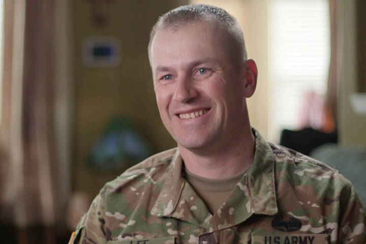 Army Sgt. 1st Class Bradley Lee got help for traumatic brain injury and continues to serve. (DVBIC photo by Trent Watts)