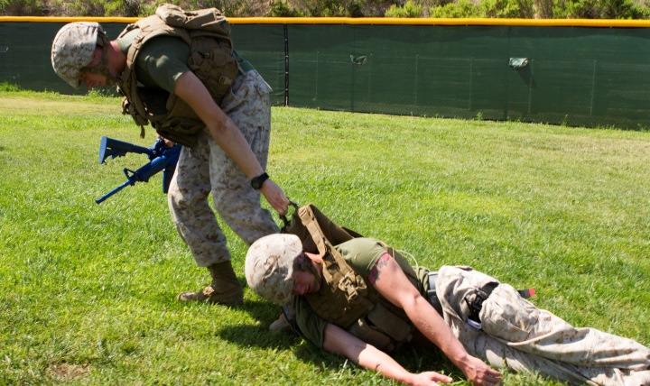 Marines conduct the practical application portion of the Combat Lifesaver course. (U.S. Marine Corps photo by Sgt. Brian Marion)
