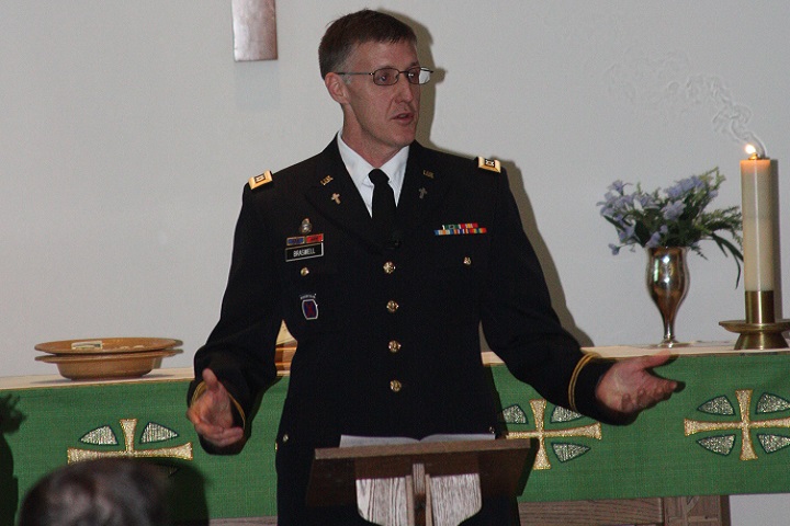 Army Chaplain (Capt.) Andrew Braswell, chaplain clinician/senior pastor Protestant Chapel congregation at WRNMMC, explained how faith helps in dealing with holiday stress. â€œSpirituality helps people see there is something greater than themselves. It helps put things in perspective and gives people hope.â€ (DoD photo)