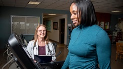 Angelia Grona, physician assistant, monitors a simulated patient during a stress test at Brooke Army Medical Center, Joint Base San Antonio – Fort Sam Houston, Texas, Feb. 13, 2024.  (DOD photo by Jason W. Edwards) 