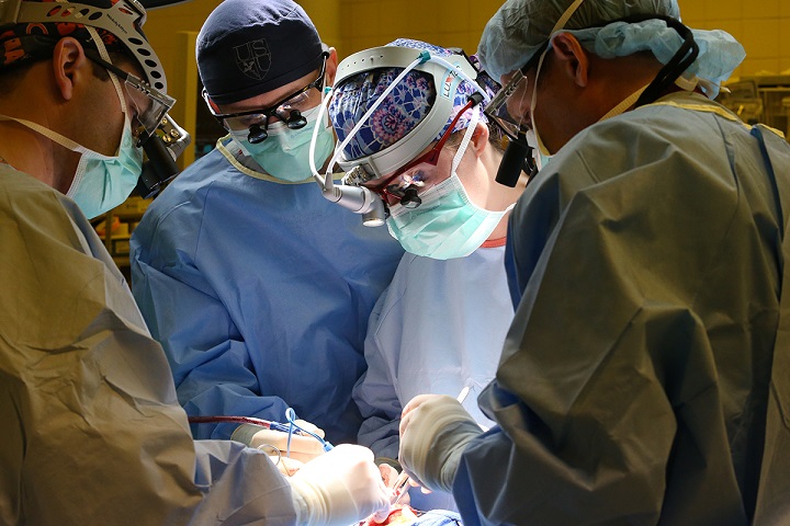 Surgeons in the operating room at Madigan Army Medical Center. (U.S. Army photo by John Wayne Liston)
