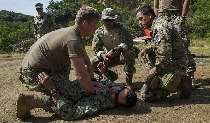 Sailors assigned to Explosive Ordnance Disposal Platoon 3-1-1 and Chilean Special Forces conduct a tactical combat casualty exercise during UNITAS 2015. UNITAS 2015, the U.S. Navy's longest running annual multinational maritime exercise, is part of the Southern Seas deployment planned by U.S. Naval Forces Southern Command/U.S. 4th Fleet. This 56th iteration of UNITAS. (U.S. Navy photo by Mass Communication Specialist 3rd Class Brian Sloan)