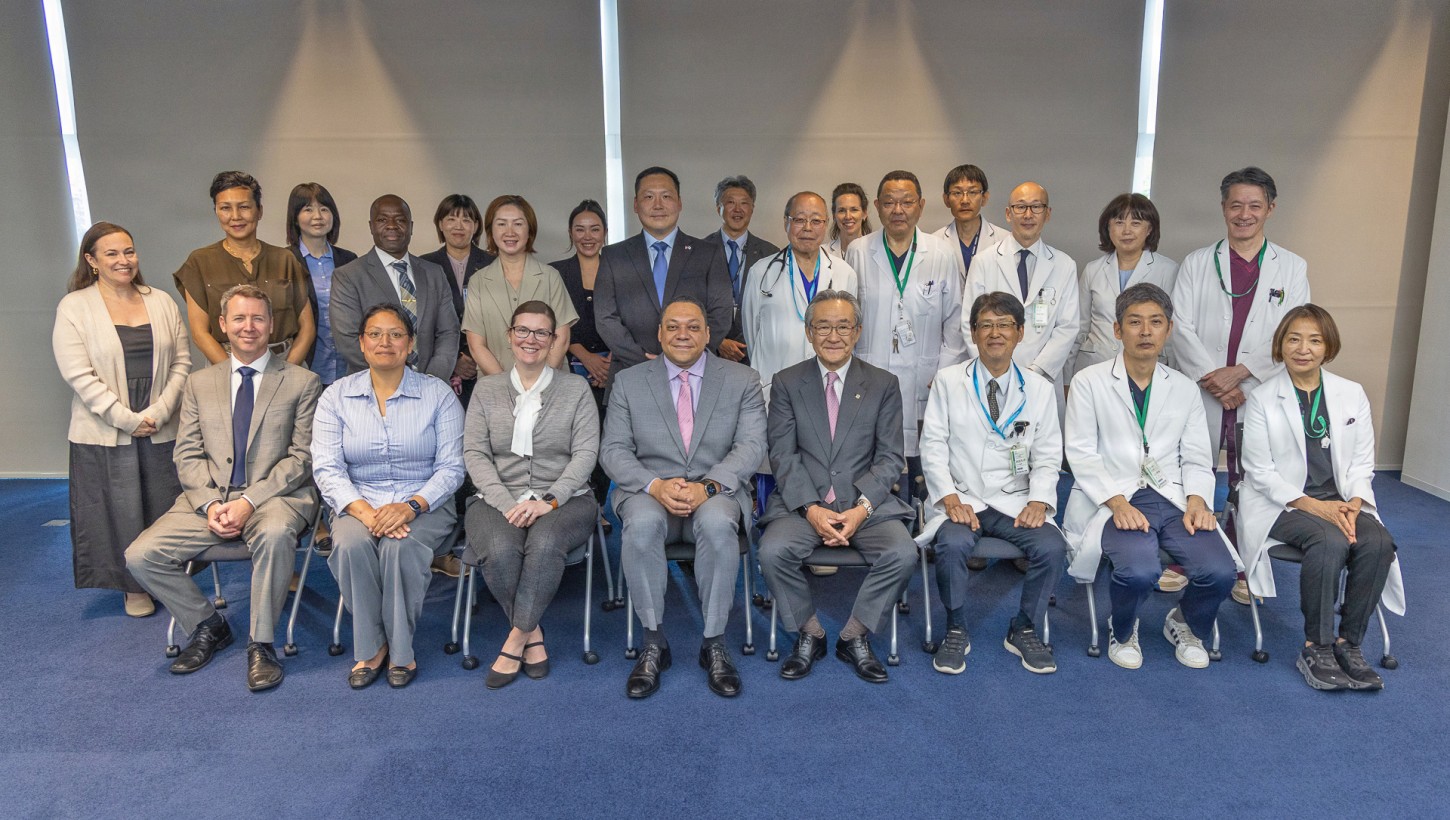 Leaders from U.S. Naval Hospital Yokosuka visited Shonan Kamakura General Hospital to build professional relationships, discuss regional healthcare collaboration, and better understand regional medical capabilities and healthcare coordination within the local community.